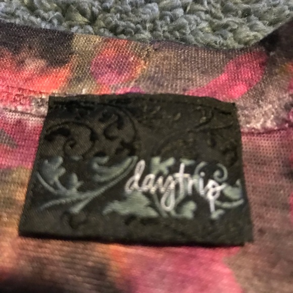 Top - Picture 3 of 4